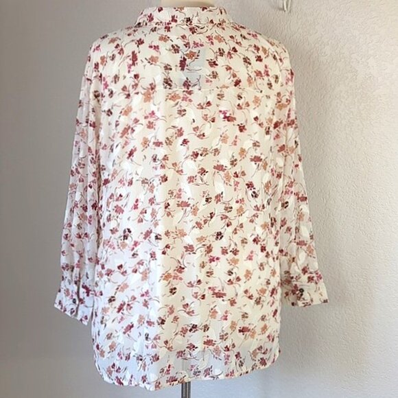 Fred David 2X Button Down Lined Chiffon Floral Blouse - Picture 3 of 5